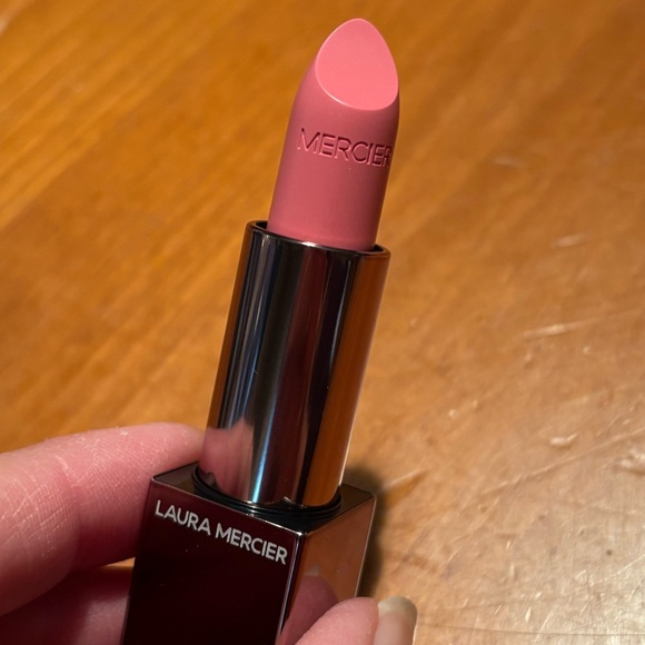 Laura Mercier Rouge Essentiel Silky Creme Lipstick Nude Naturel - Picture 9 of 16